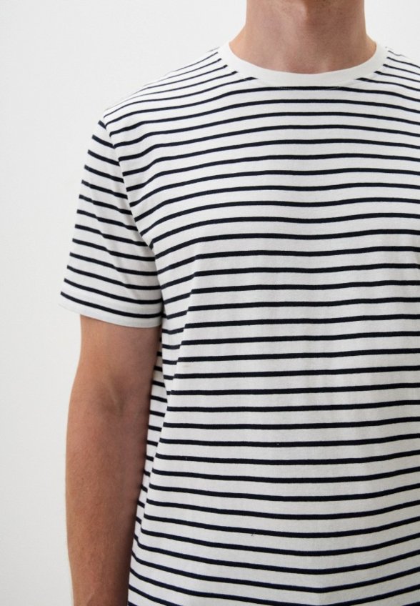 Футболка Basefield