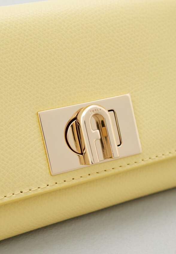 Кошелек Furla