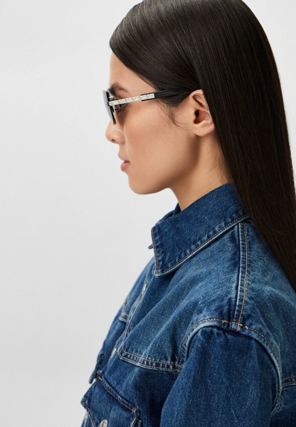 Очки солнцезащитные GCDS