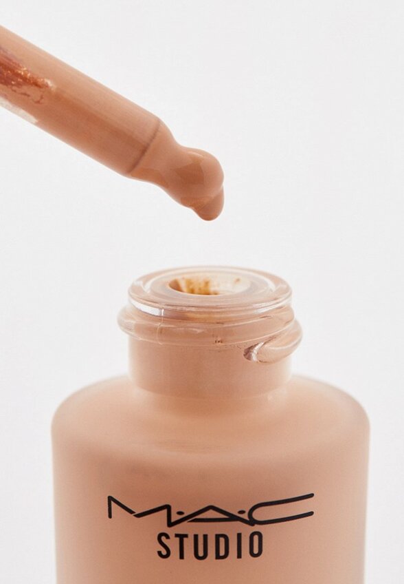 Тональная основа MAC