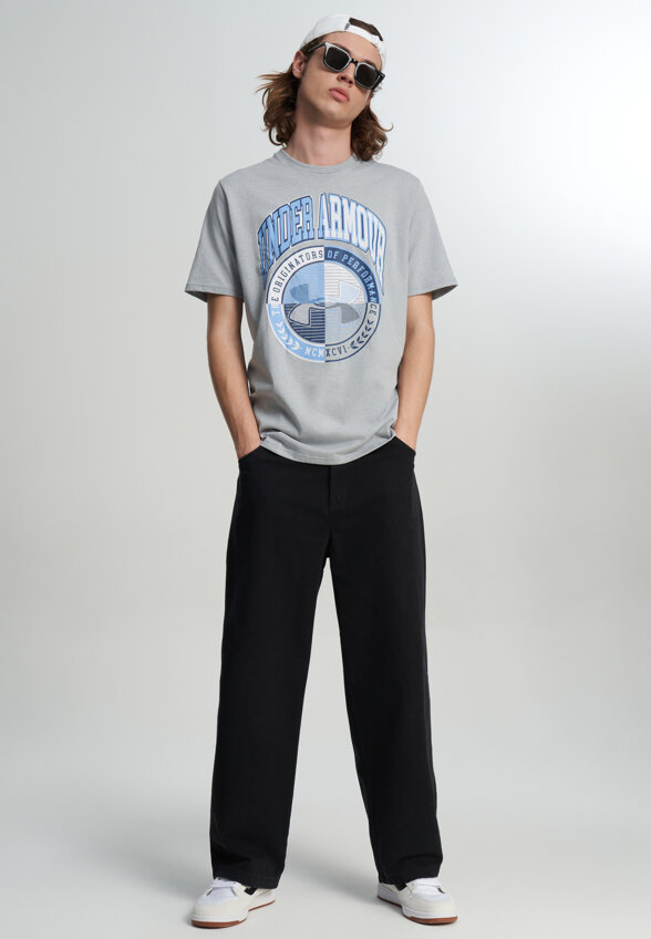 Футболка мужская Under Armour Varsity Crest, Серый