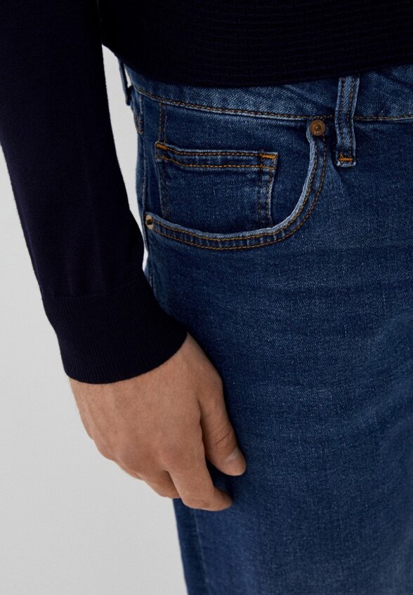 Джинсы Colin's