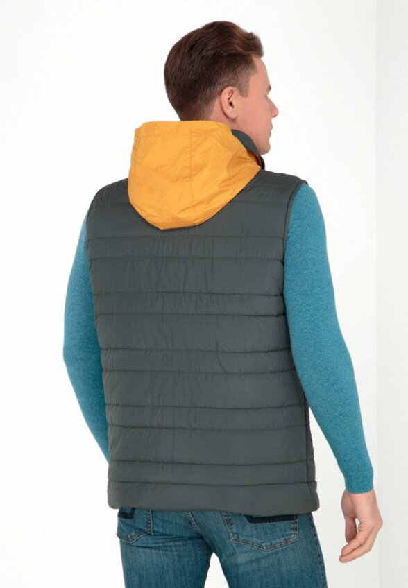 Жилет утепленный Gino Pellini