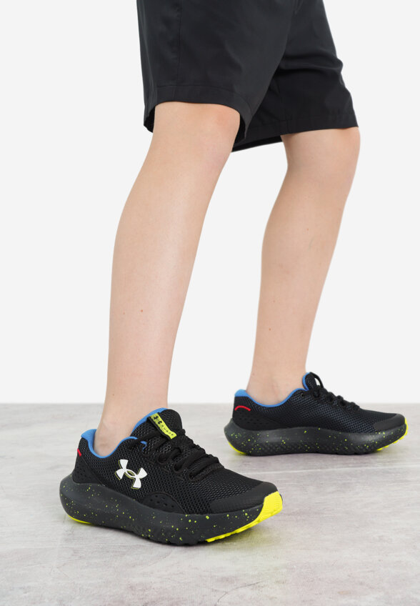 Кроссовки для мальчиков Under Armour BGS Surge 4, Черный