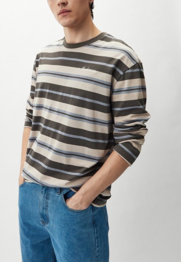 Лонгслив Mademan