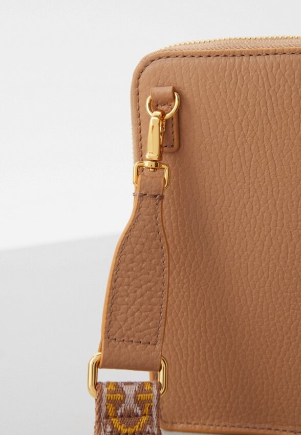 Сумка Coccinelle