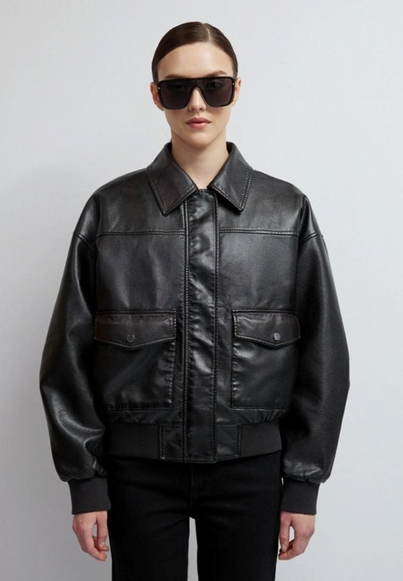 Куртка кожаная Vittoria Vicci