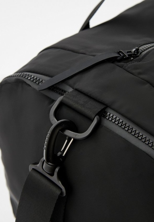 Сумка спортивная EA7