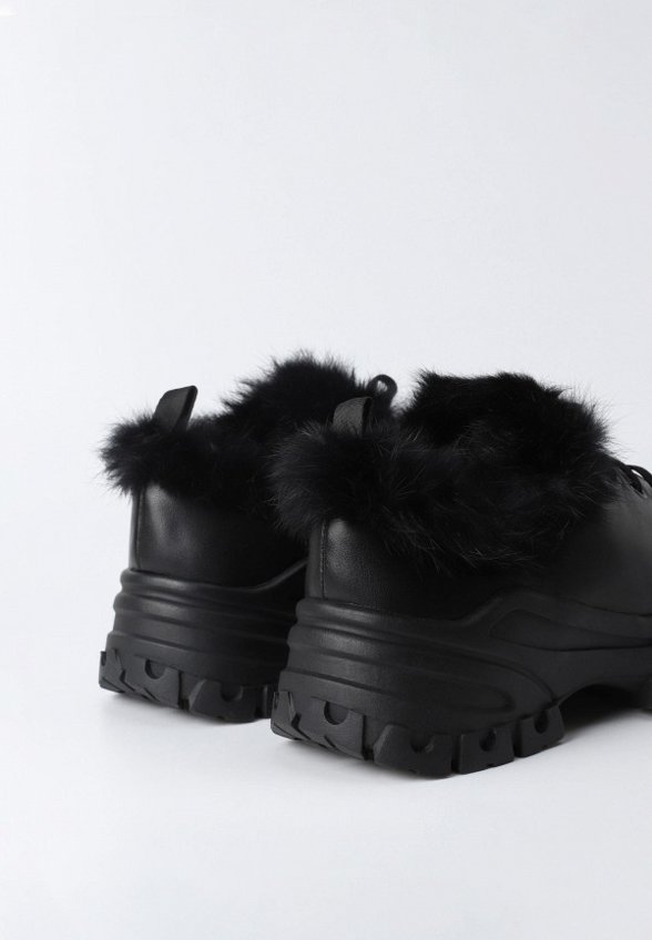 Кроссовки Pais