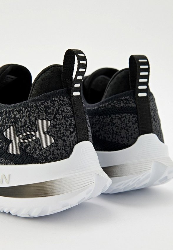 Кроссовки Under Armour