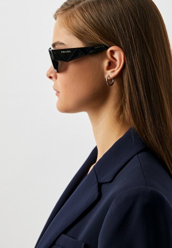 Очки солнцезащитные Prada