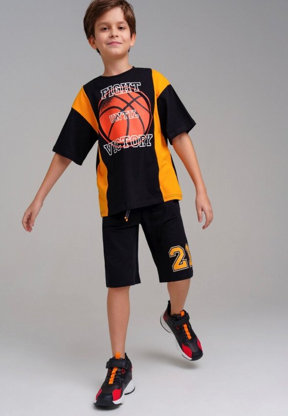 Футболка и шорты PlayToday