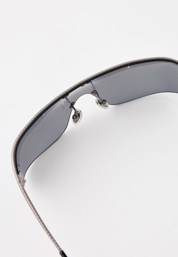 Очки солнцезащитные Roberto Cavalli