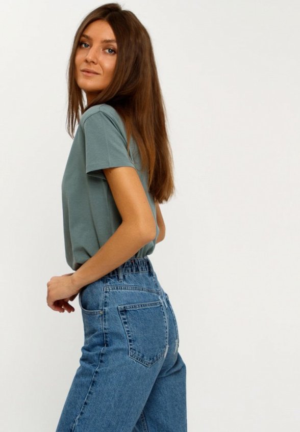 Футболка Апрель