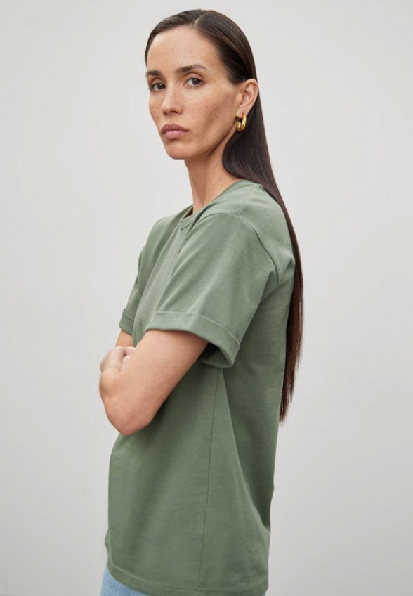 Футболка Emka