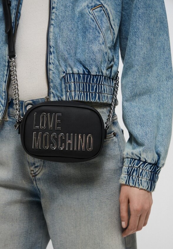 Сумка Love Moschino