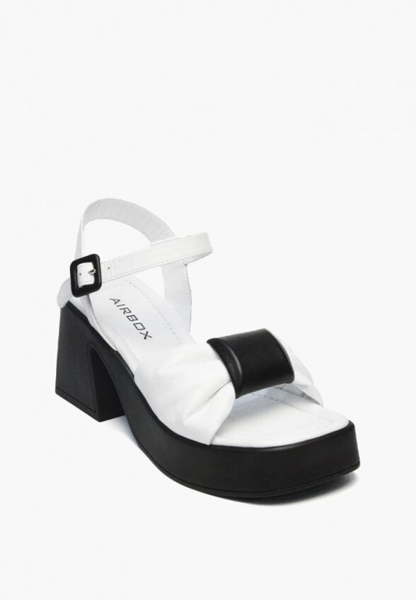Босоножки Airbox