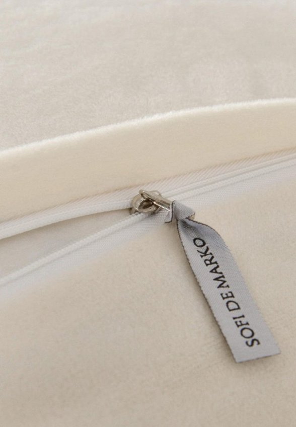 Постельное белье Семейное Sofi De Marko