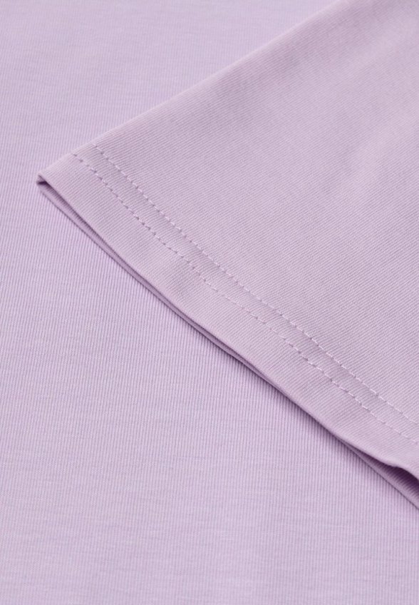 Футболка Minaku