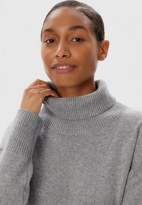 Свитер Evdokia