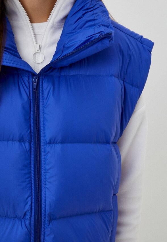 Жилет утепленный JNBY