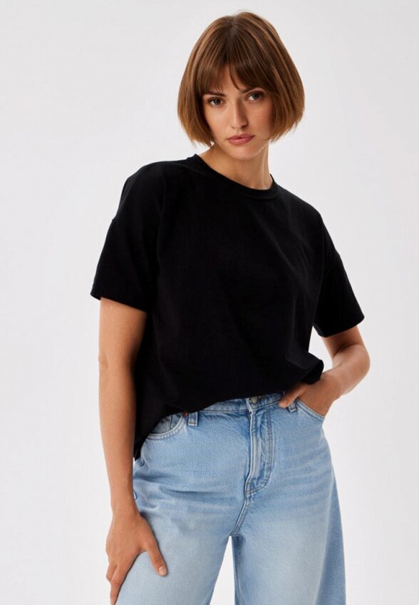 Футболка Gabriel and Ester London