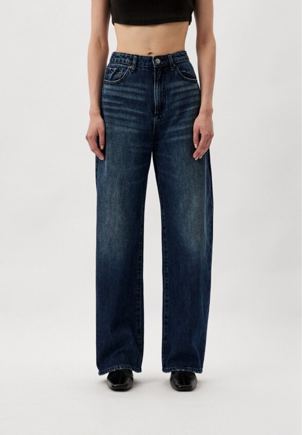 Джинсы Armani Exchange