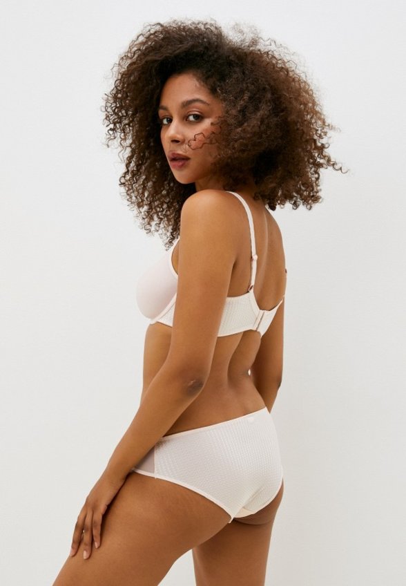 Бюстгальтер и трусы Indefini