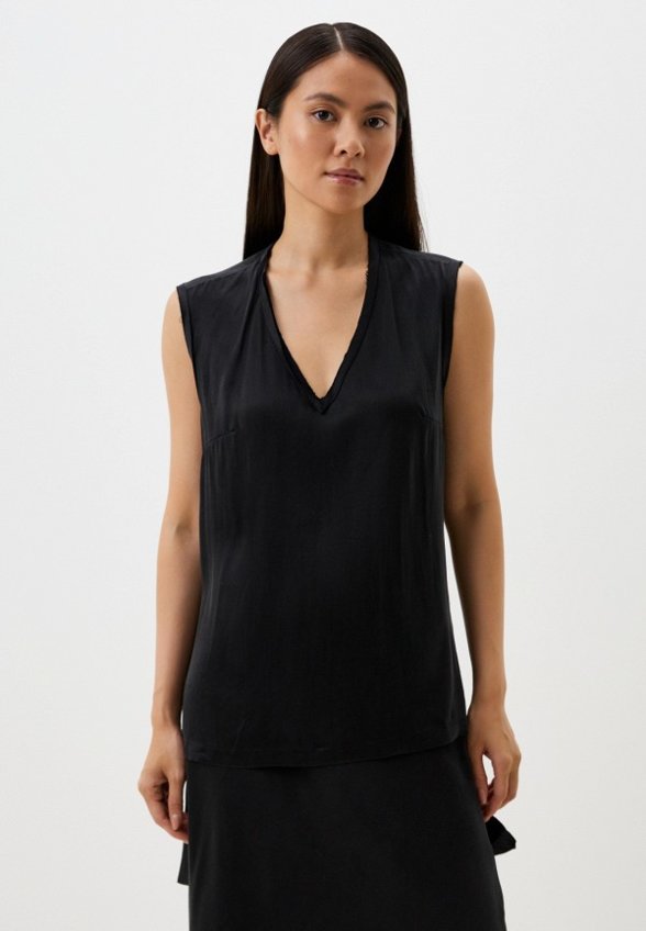 Костюм Voluminous