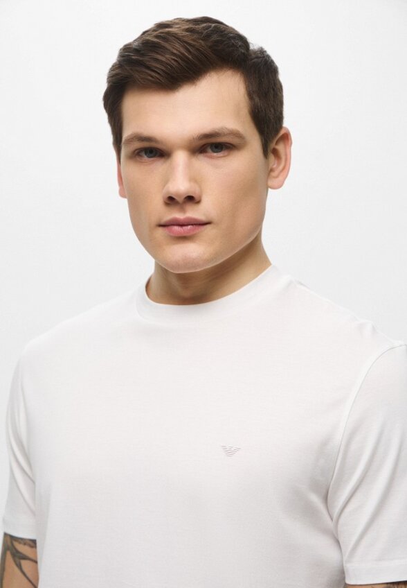 Футболка Emporio Armani