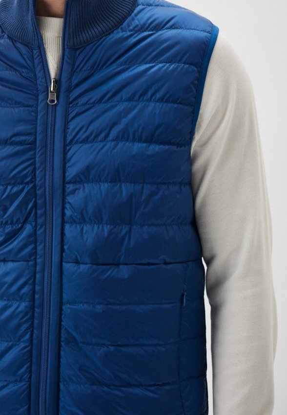 Жилет утепленный Falconeri