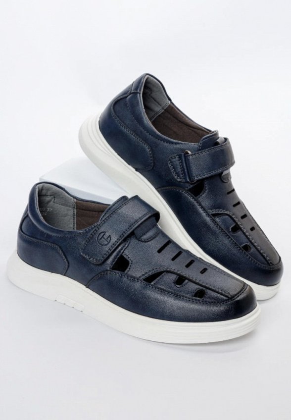 Сандалии Tikkago