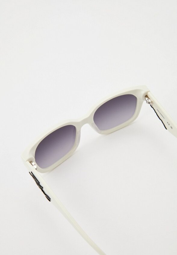 Очки солнцезащитные Karl Lagerfeld