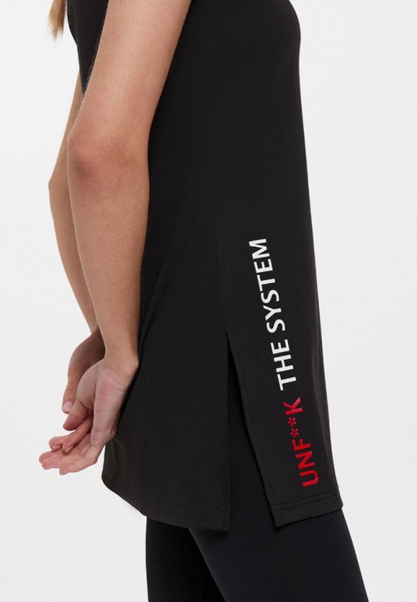 Футболка спортивная Fitbomb