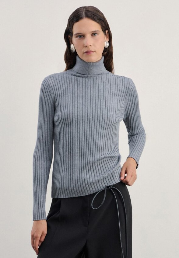 Водолазка Zarina