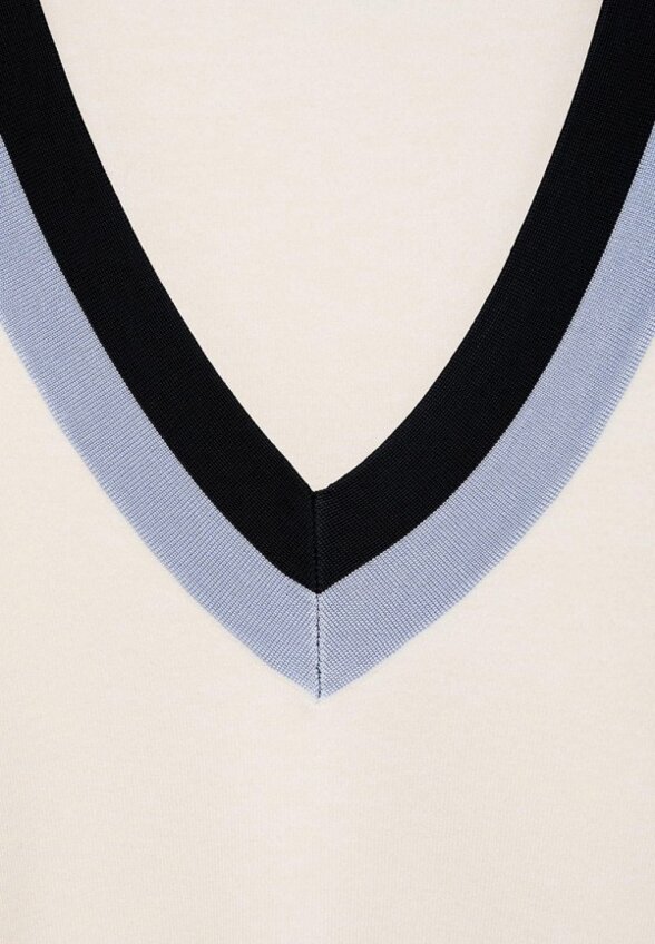 Пуловер Mango