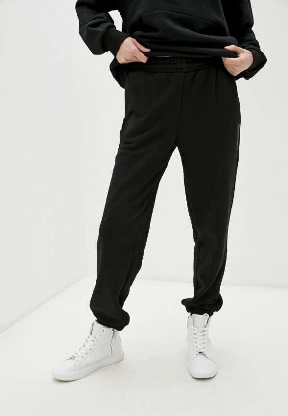 Костюм спортивный Dellione