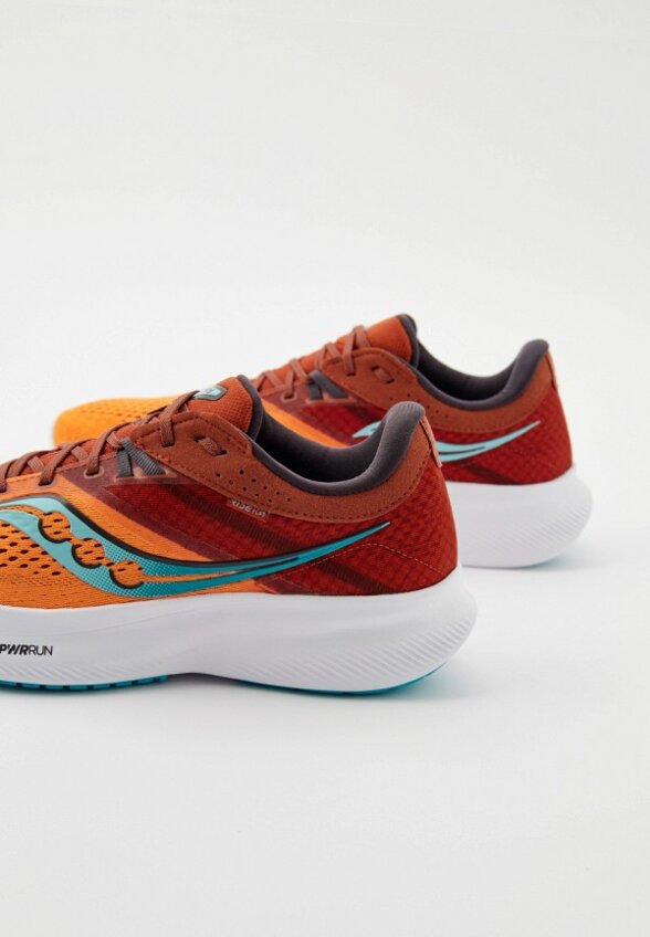 Кроссовки Saucony