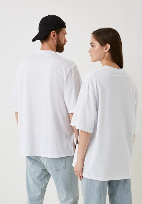 Футболка Out of Reach