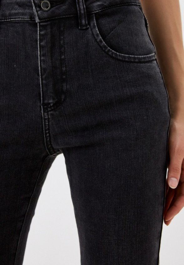 Джинсы Mossmore