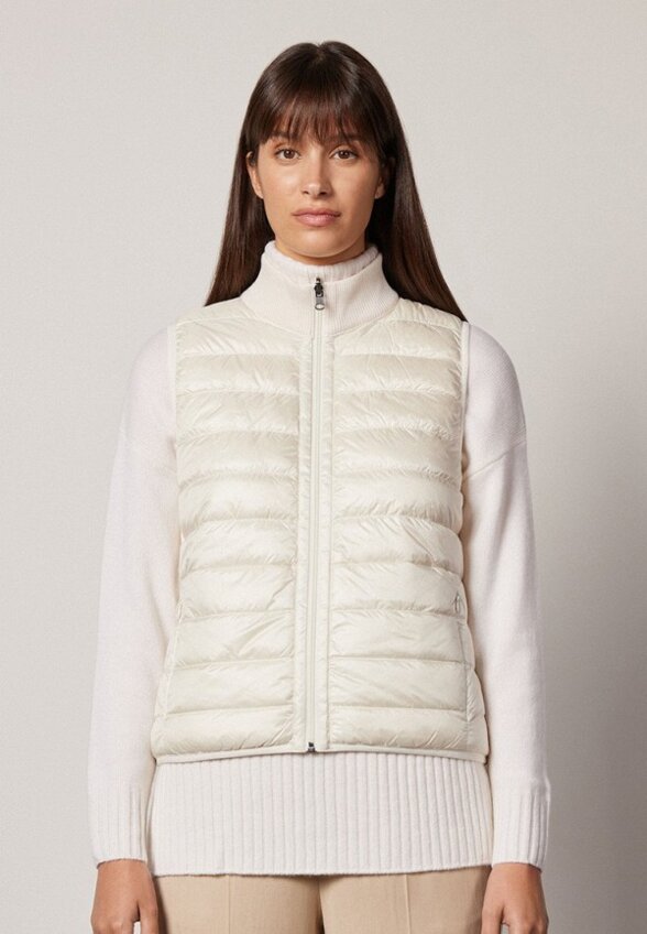 Жилет утепленный Falconeri