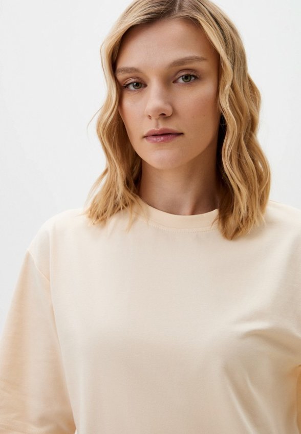 Футболка Minaku