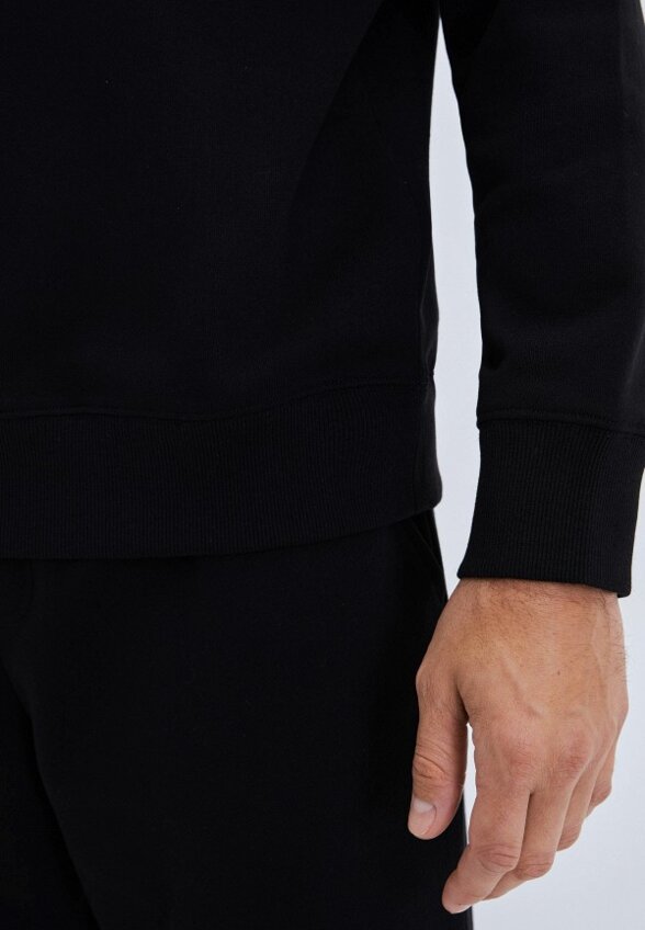 Свитшот Zrn Man