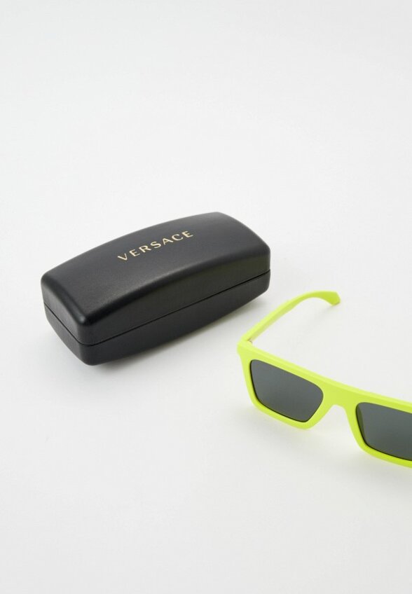 Очки солнцезащитные Versace