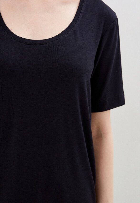 Футболка Helmidge