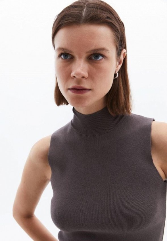 Водолазка OXXO