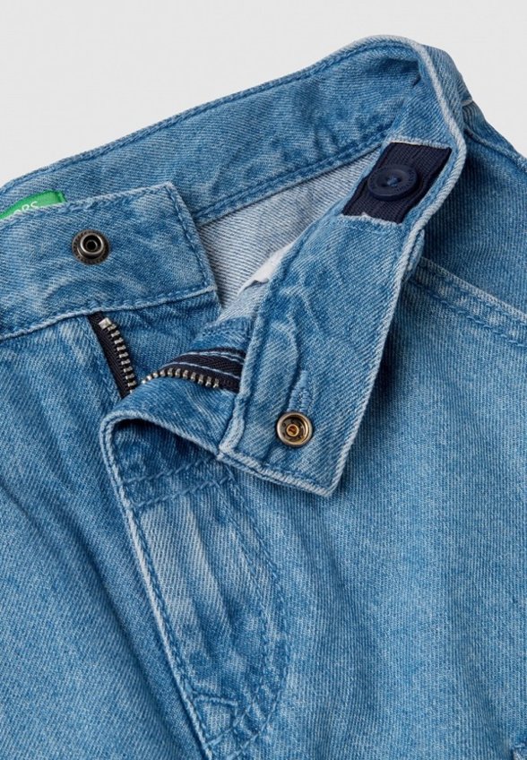 Шорты джинсовые United Colors of Benetton