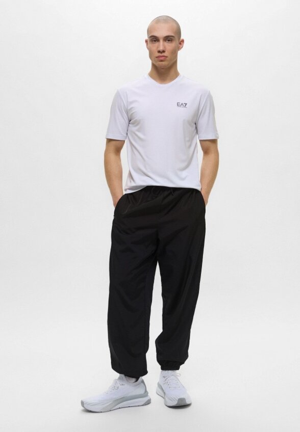 Футболка EA7