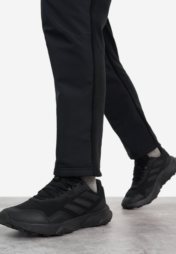 Кроссовки мужские adidas Tracefinder, Черный