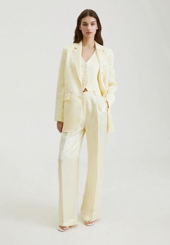 Жилет All We Need